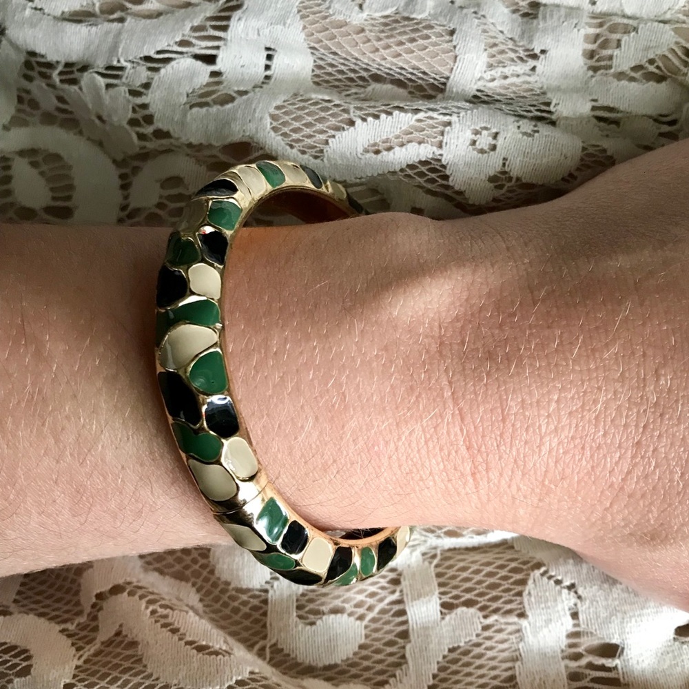 Boutique Gold Snap Bracelet